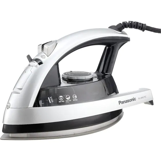 71bwmqykc0l._ac_sl1500_ مكواة بخار باناسونيك 360 كويك، بقوة 2200 وات، اسود وفضي - NI-JW670C - الصورة 1